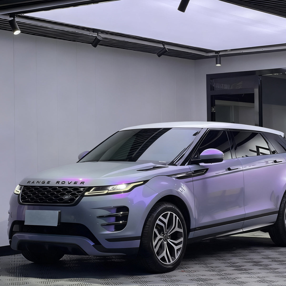 Land Rover Dual-Tone Dreamy Gray & Enchanted Purple TPU Paint Protection Film